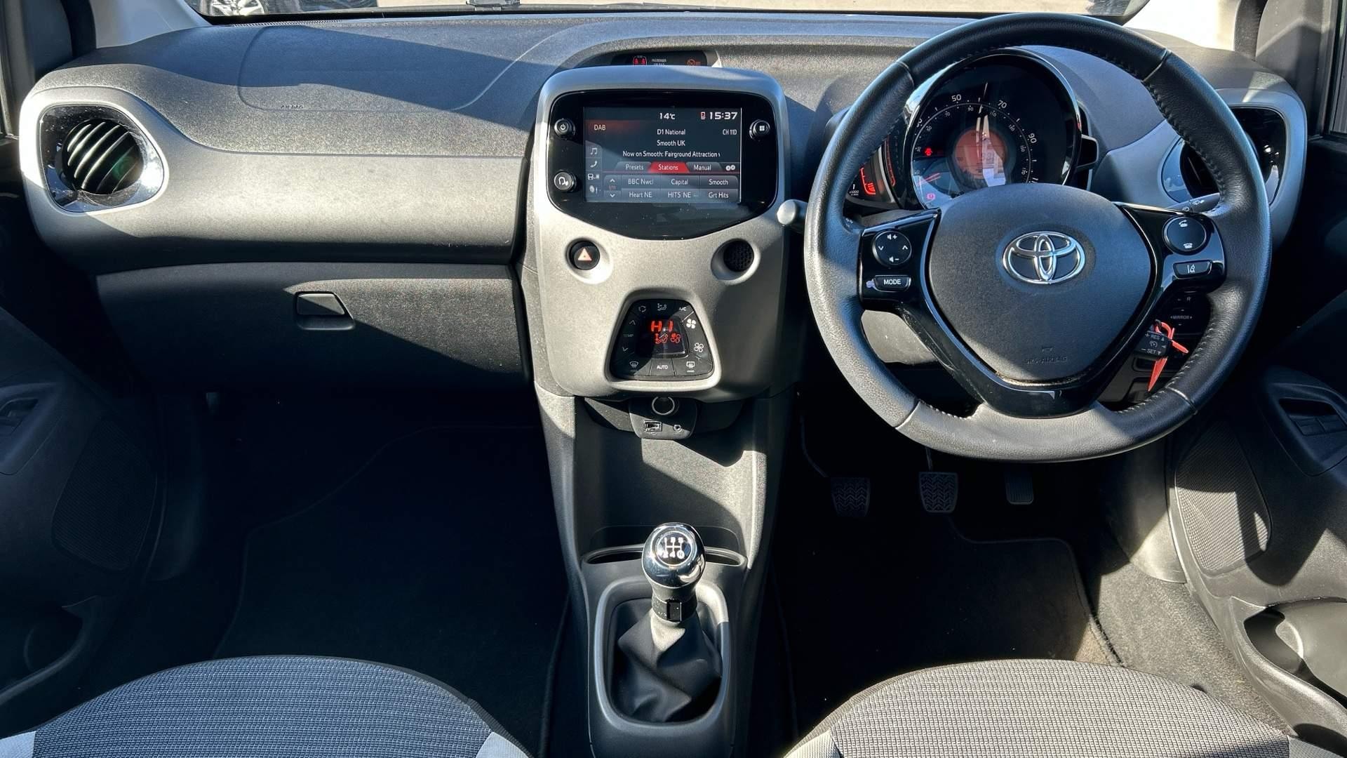 Toyota Aygo Image 11