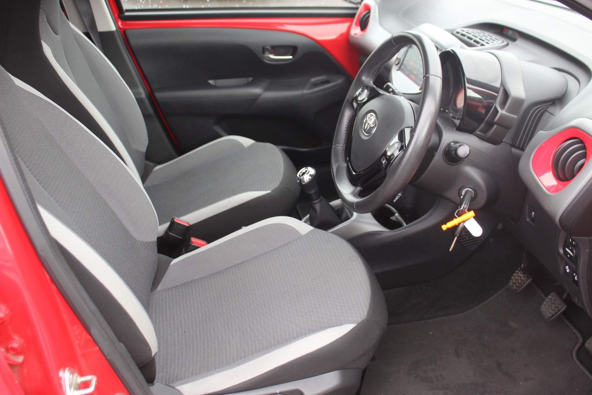 Toyota Aygo Image 11