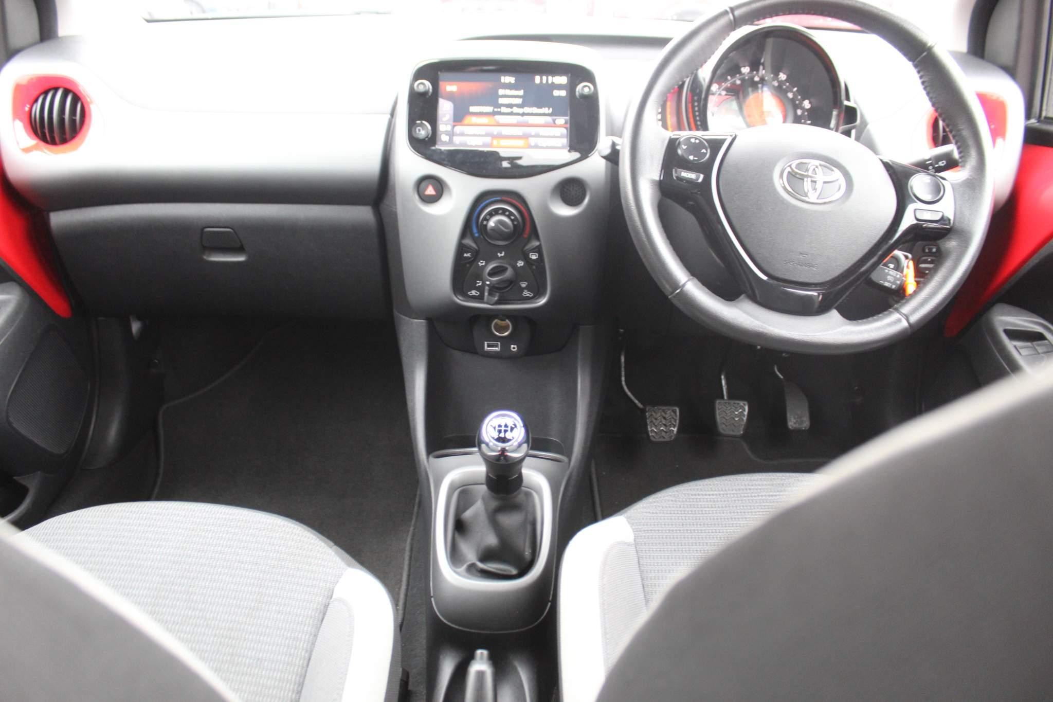 Toyota Aygo Image 12