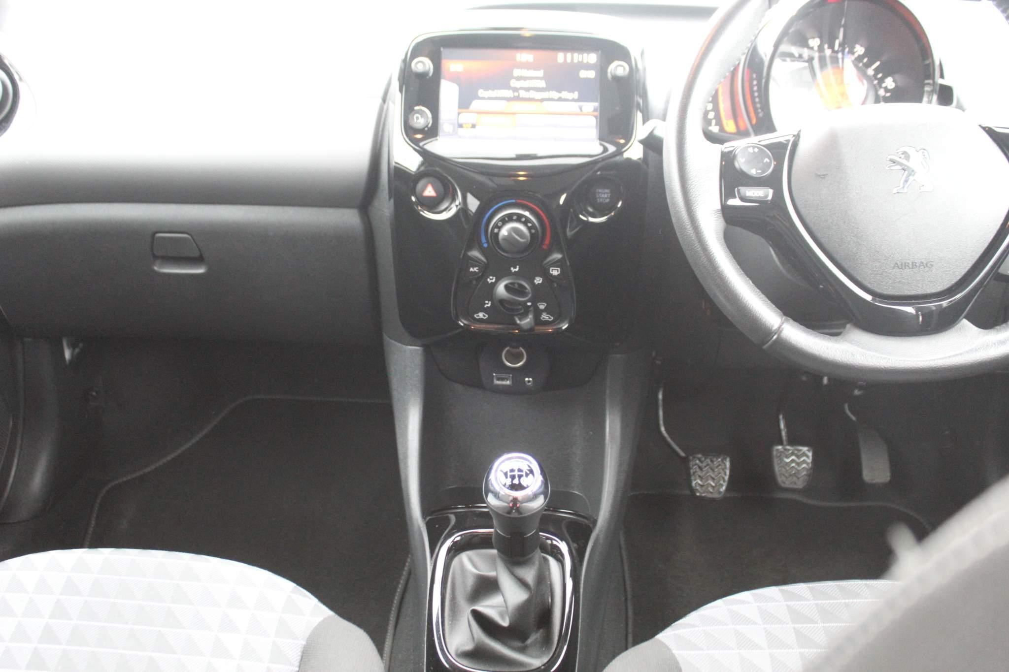 Peugeot 108 Image 22