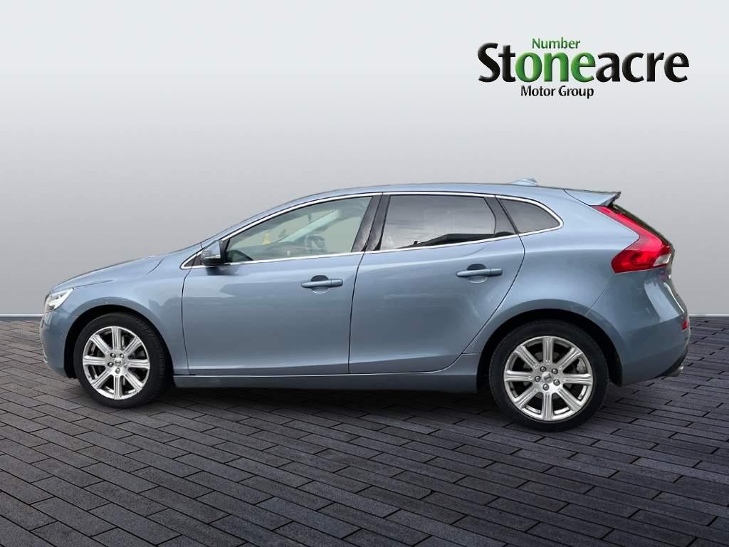 Volvo V40 Image 6