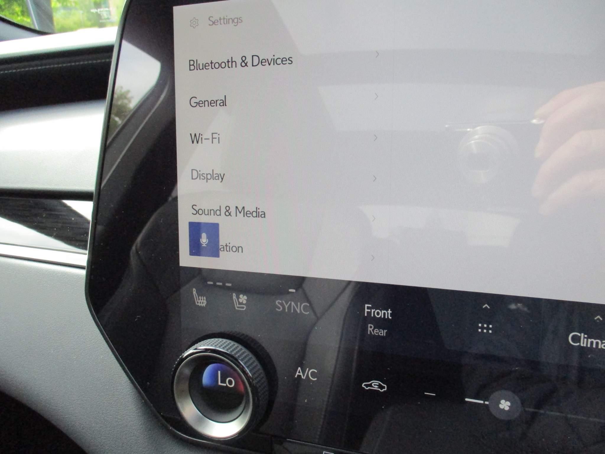 Lexus RX Self-Charging Hybrid Image 25