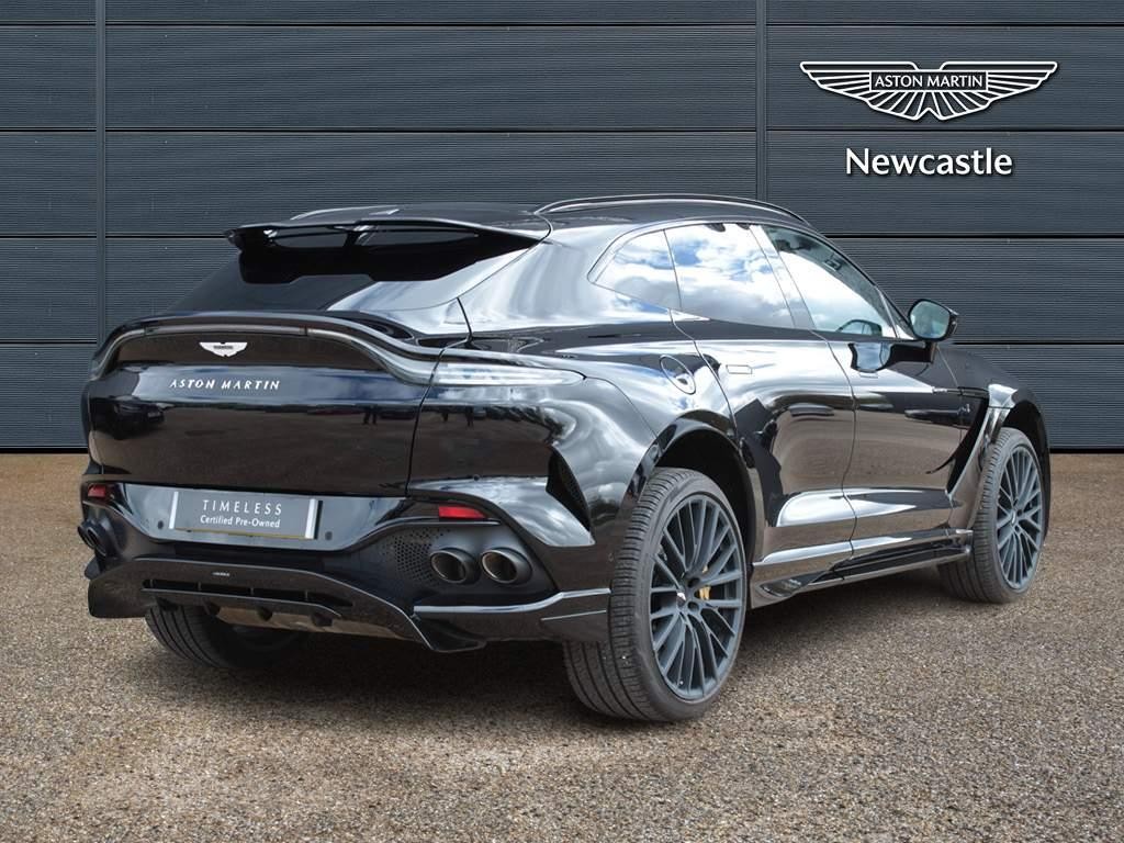 Aston Martin DBX Image 16