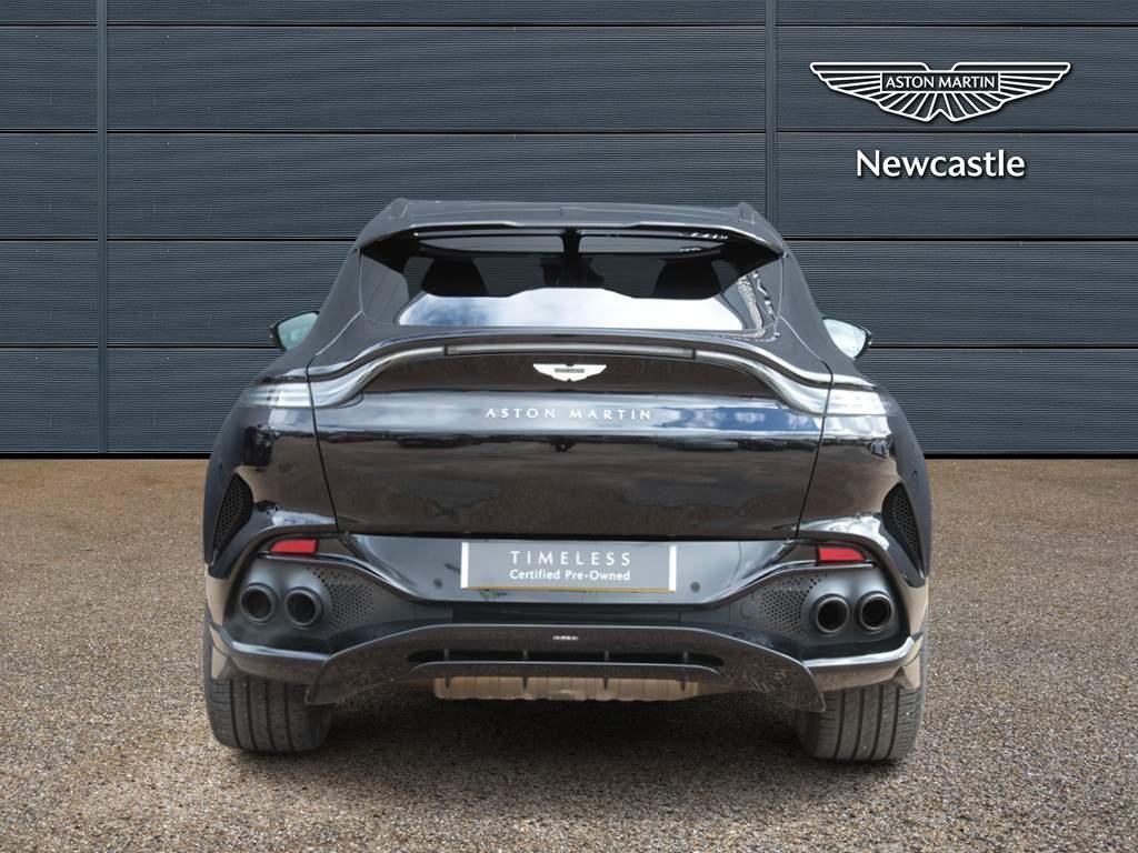 Aston Martin DBX Image 17