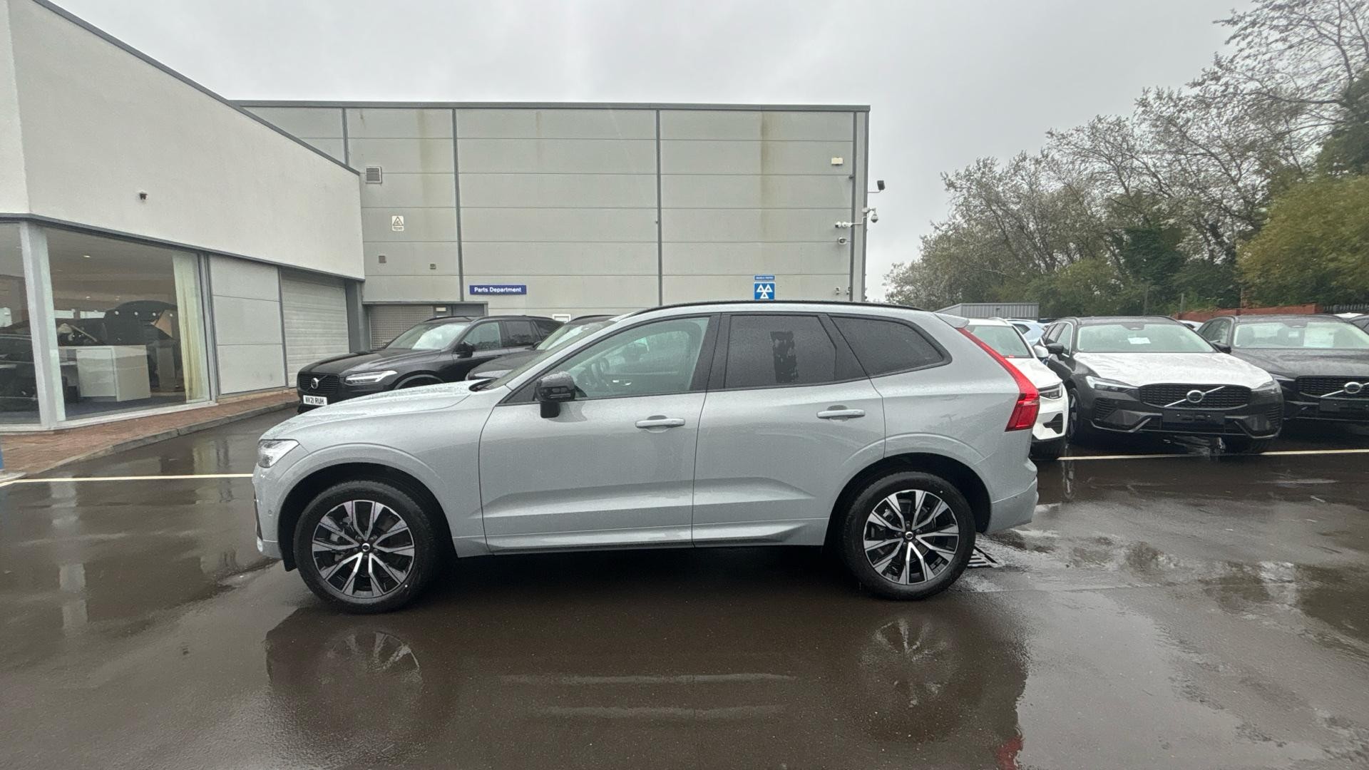 Volvo XC60 Image 8