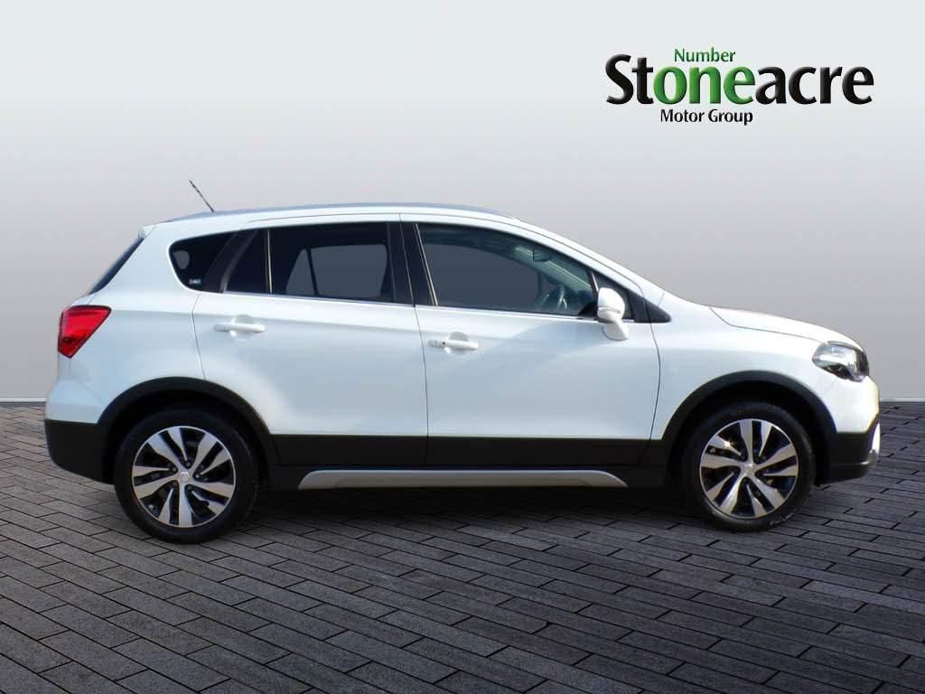 Suzuki SX4 S-Cross Image 2