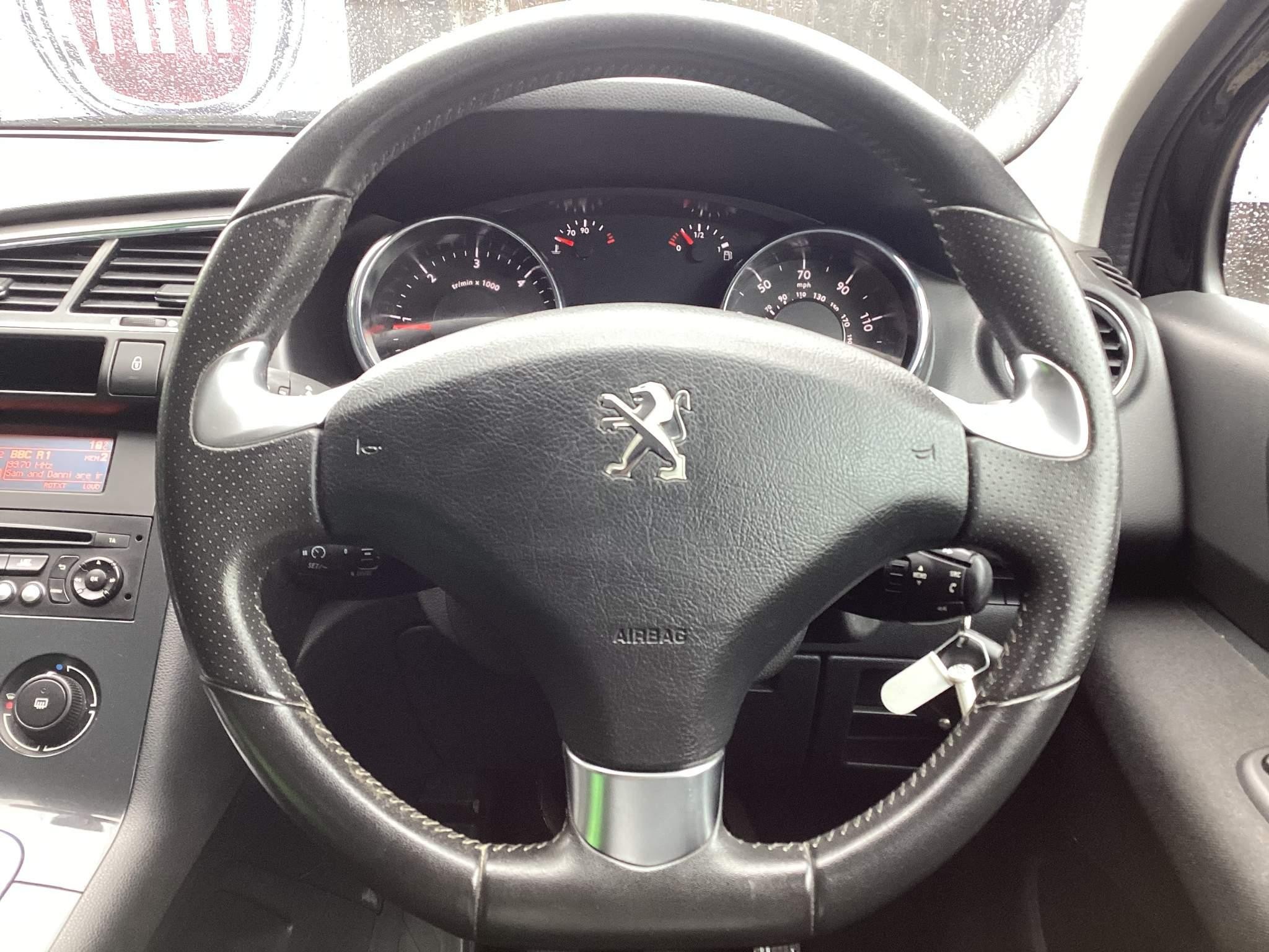 Peugeot 3008 Image 16