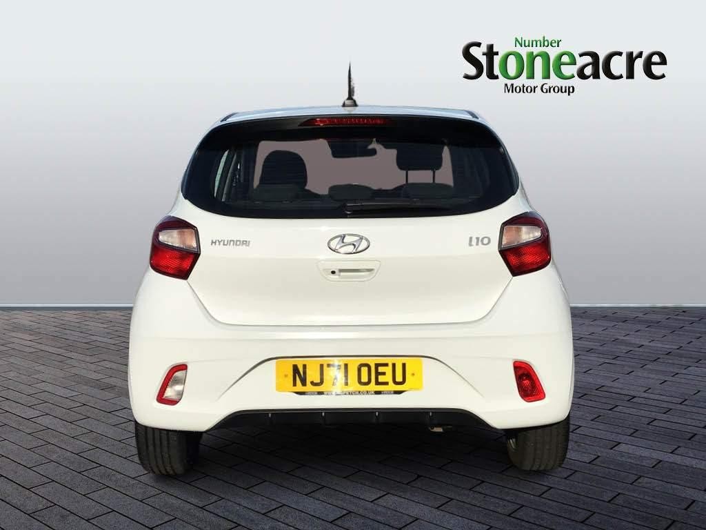 Hyundai i10 Image 4