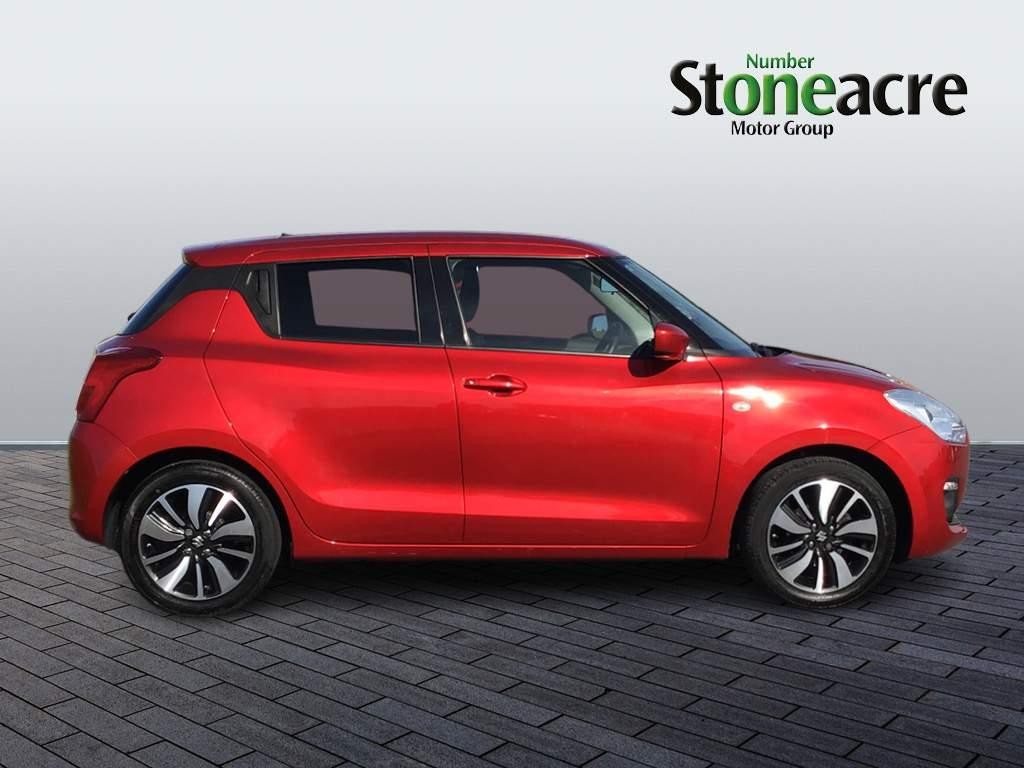 Suzuki Swift Image 2