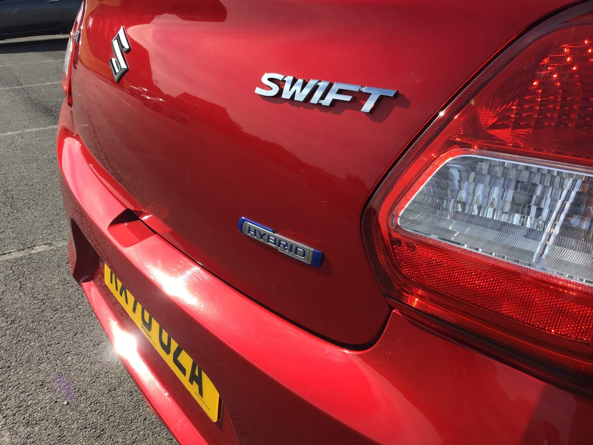 Suzuki Swift Image 14