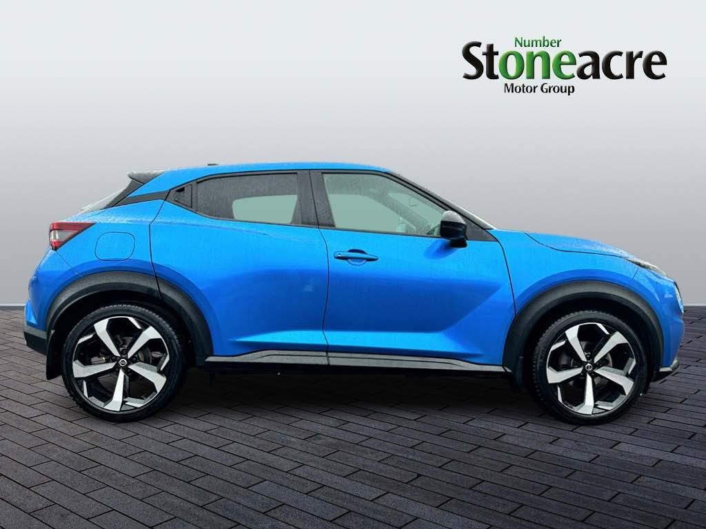 Nissan Juke Image 2