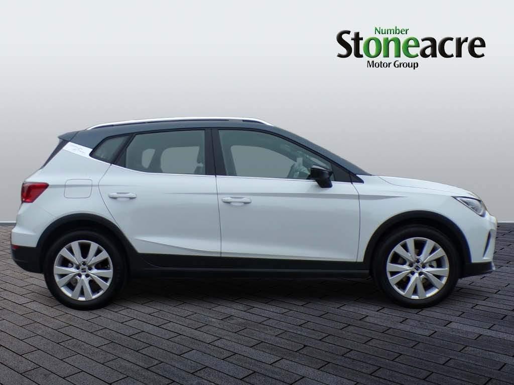 SEAT Arona Image 2