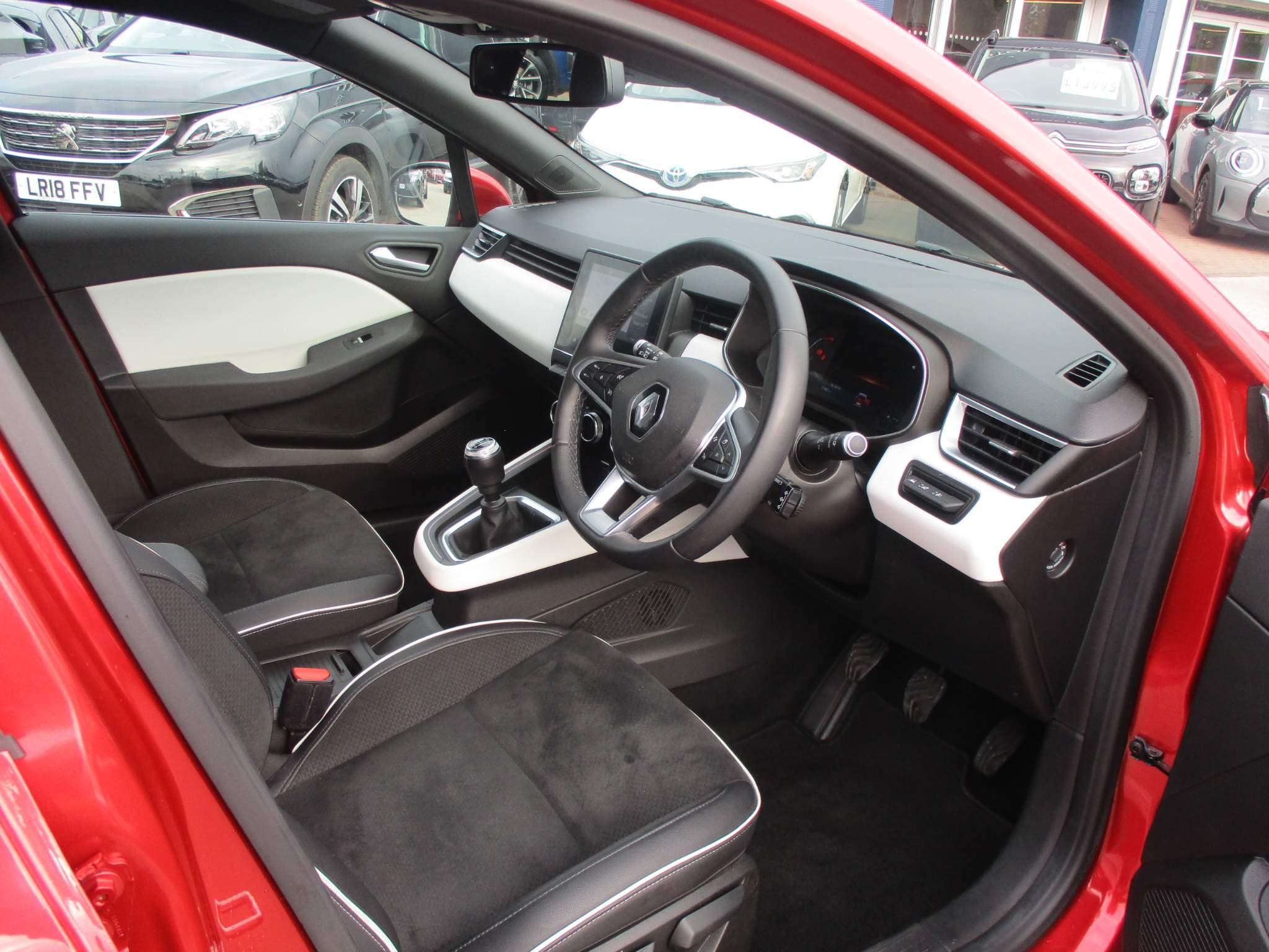 Renault Clio Image 11