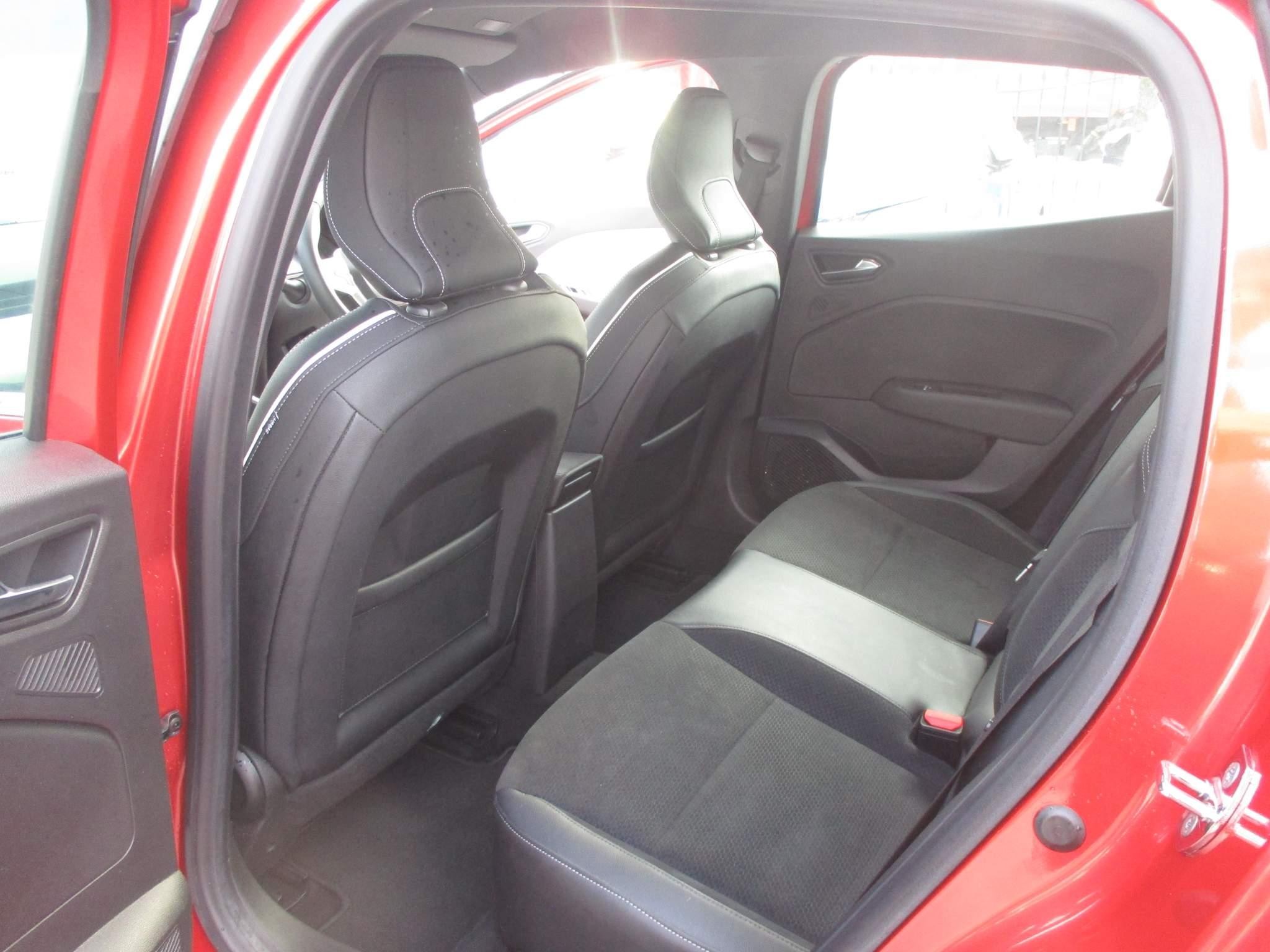 Renault Clio Image 18