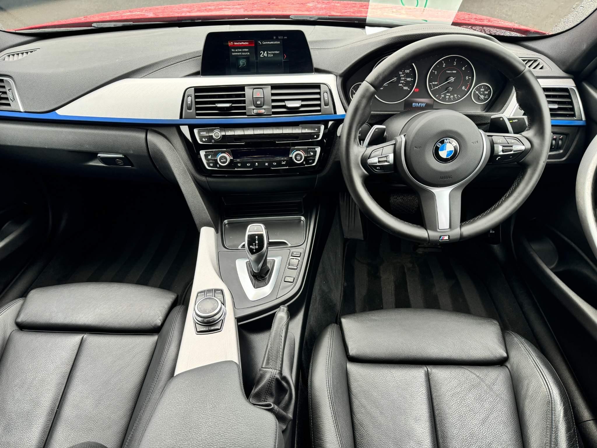 BMW 3 Series Image 15