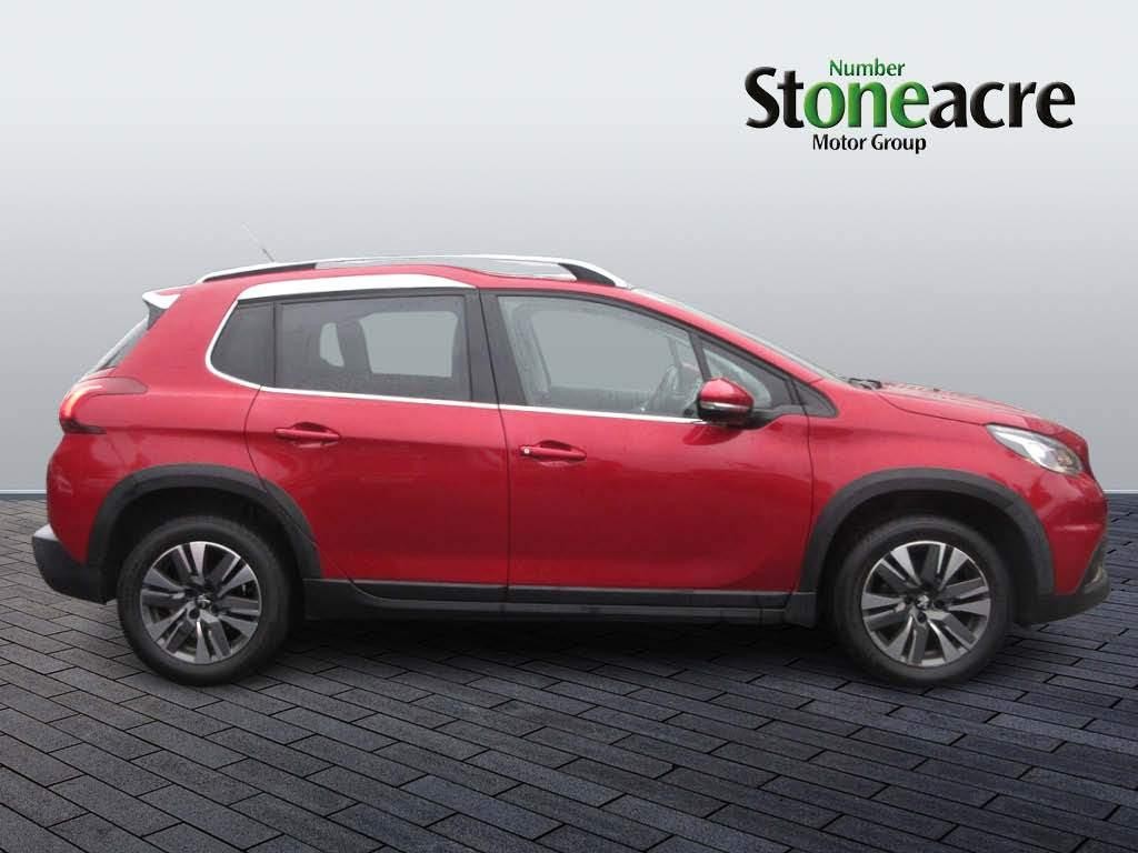 Peugeot 2008 Image 2