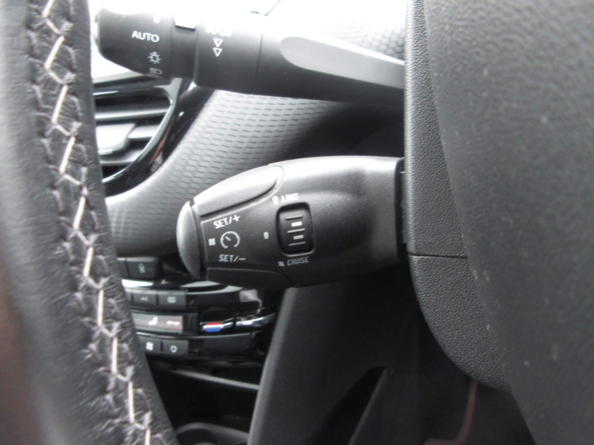 Peugeot 2008 Image 23