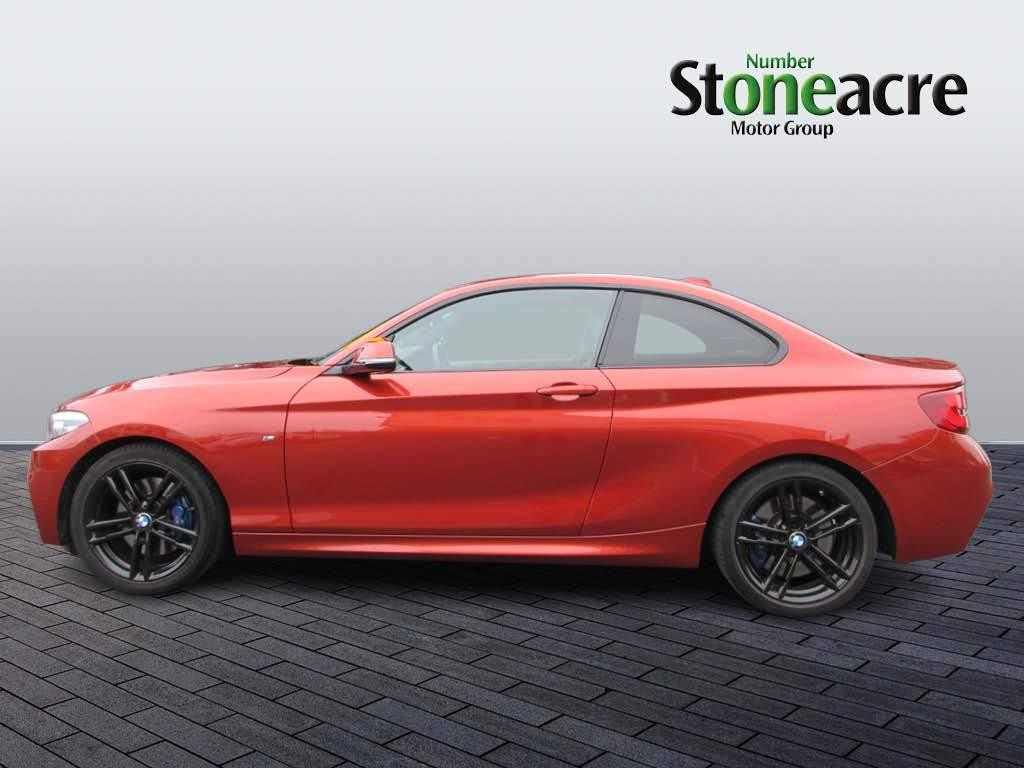 BMW 2 Series Image 5