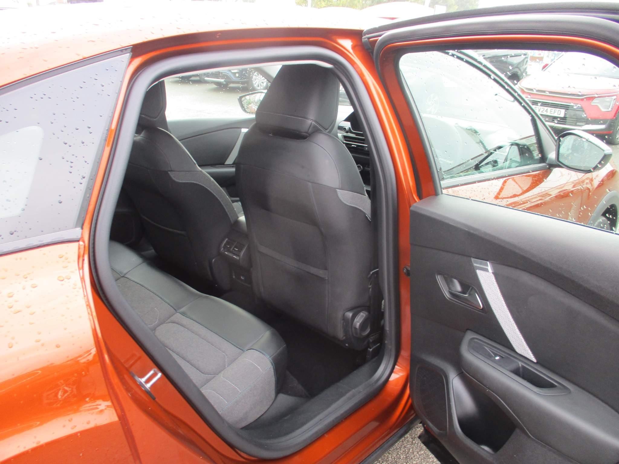 Citroen C4 Image 11