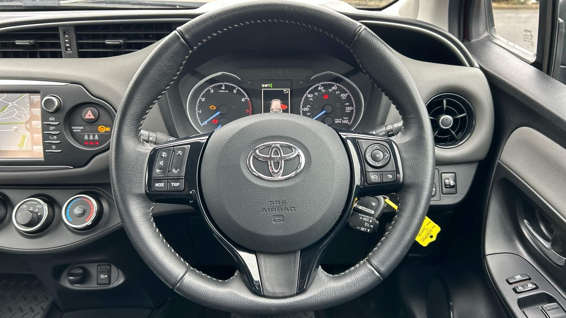 Toyota Yaris Image 14