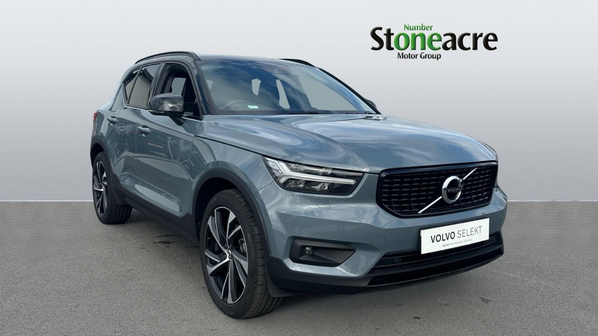 Volvo XC40 Image 1