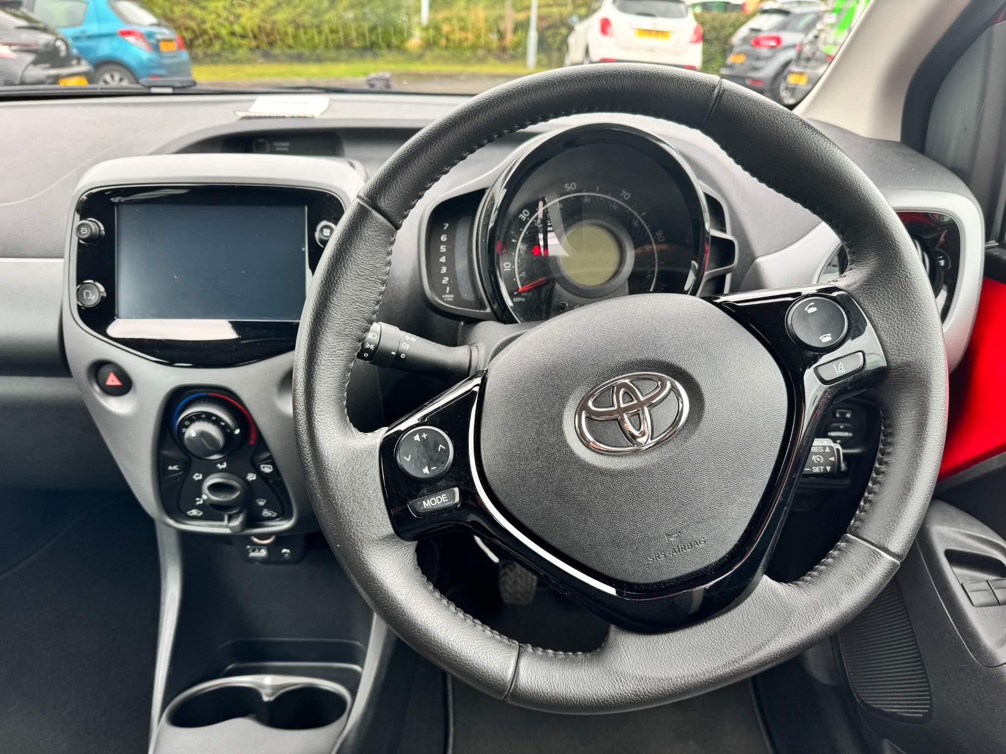 Toyota Aygo Image 17