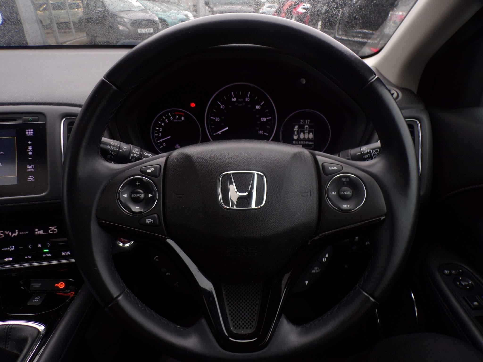 Honda HR-V Image 17