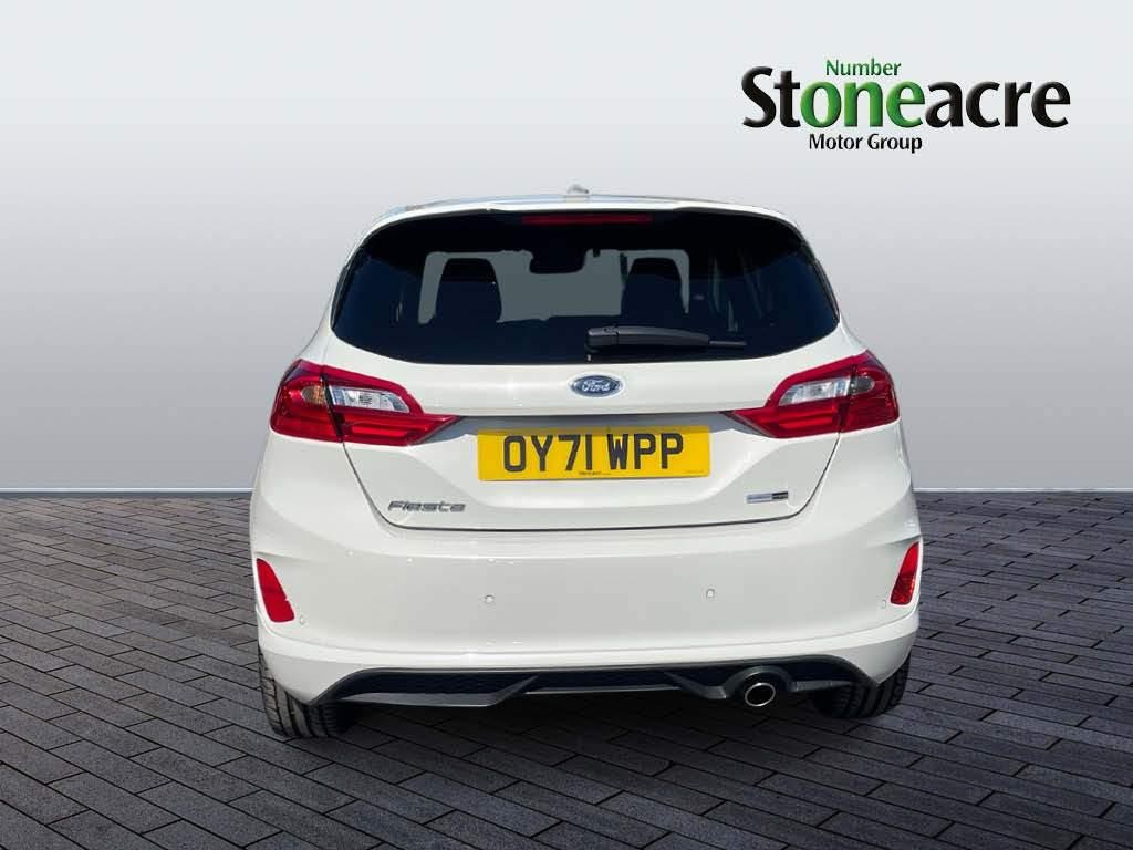 Ford Fiesta Image 4