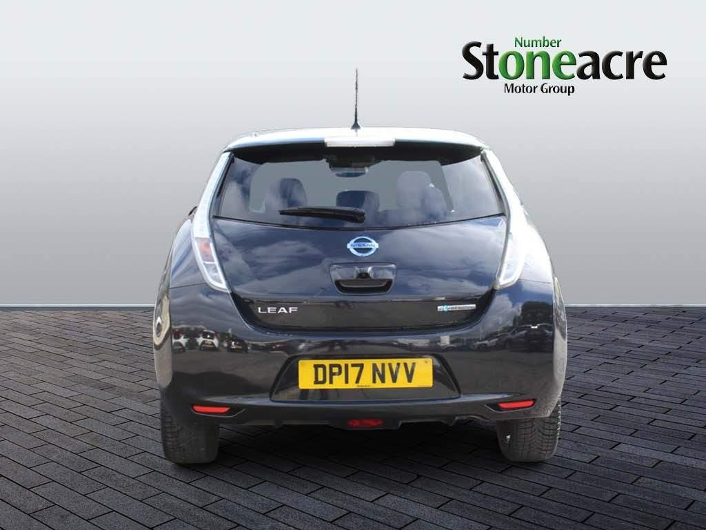 Nissan LEAF Image 4