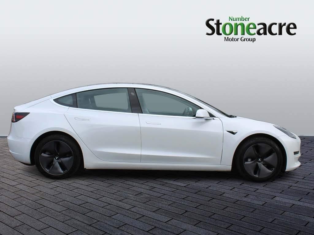 Tesla Model 3 Image 2