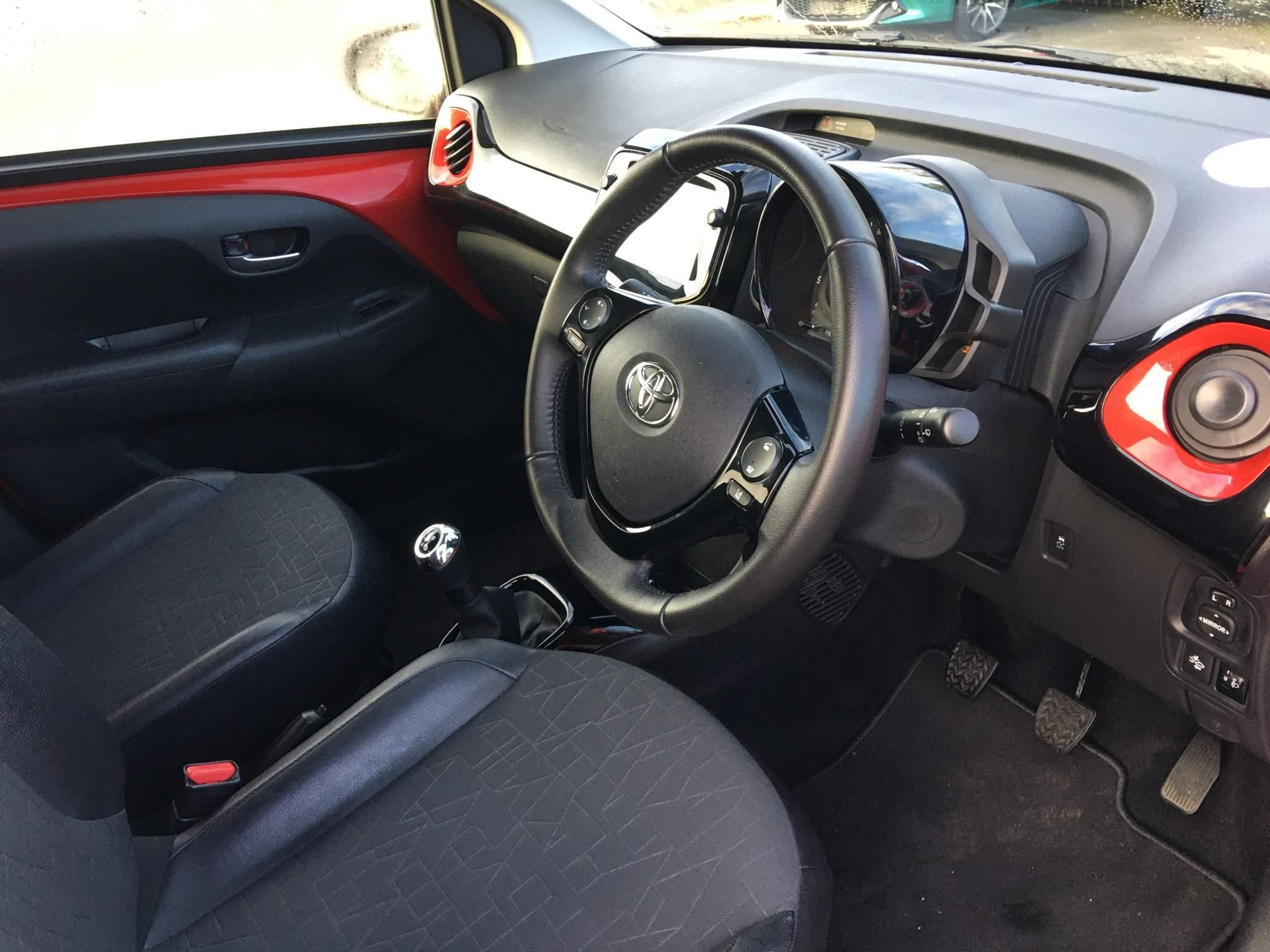 Toyota Aygo Image 13