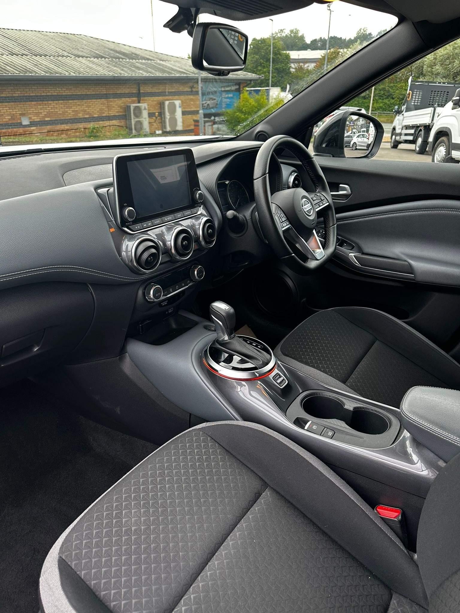 Nissan Juke Image 9