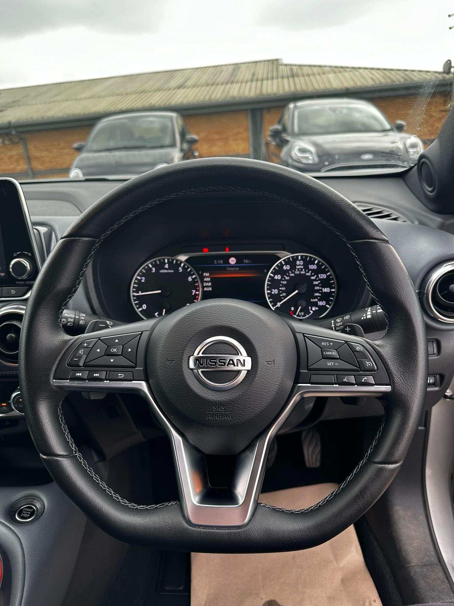 Nissan Juke Image 22