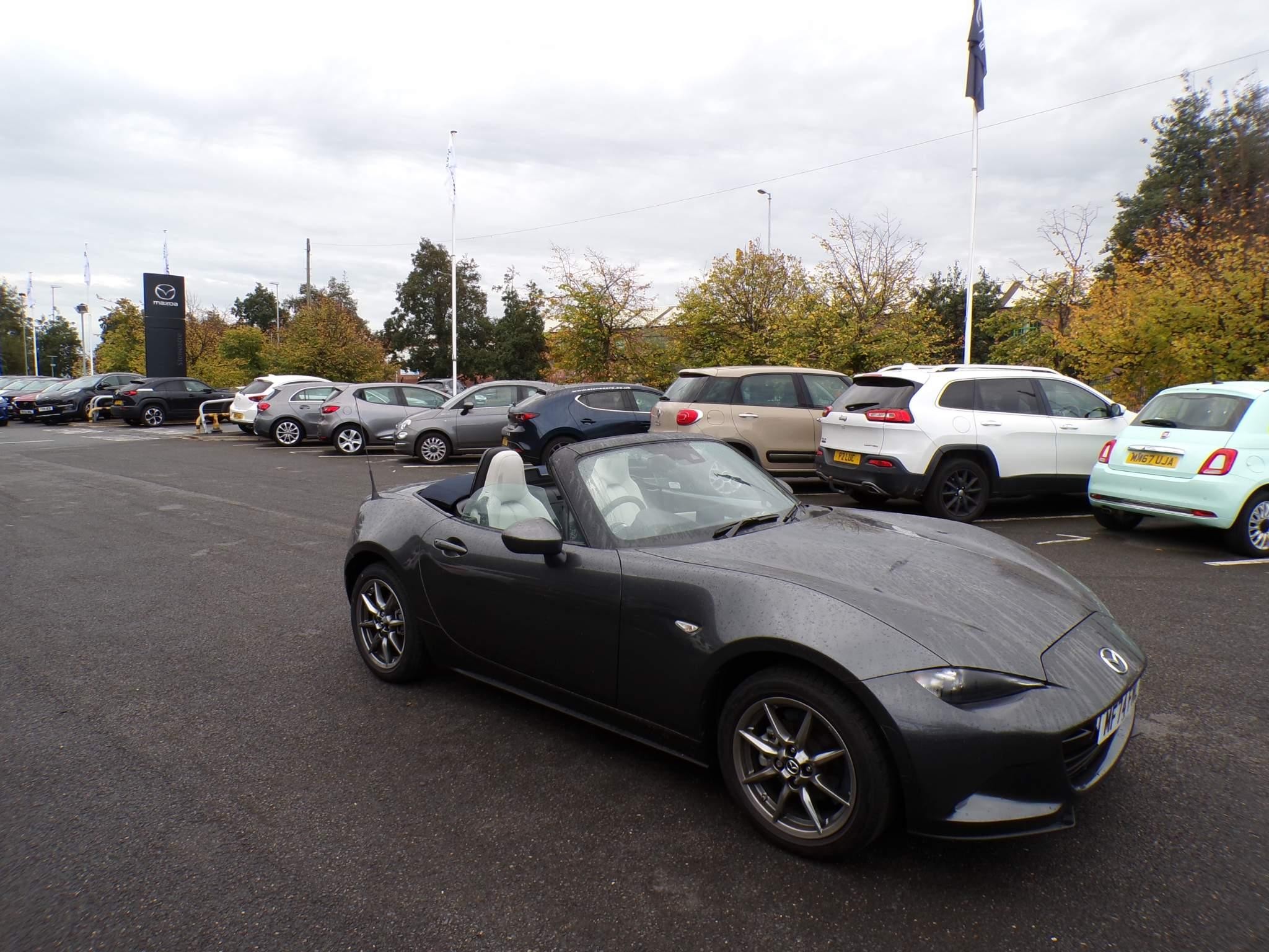 Mazda MX-5 Image 13