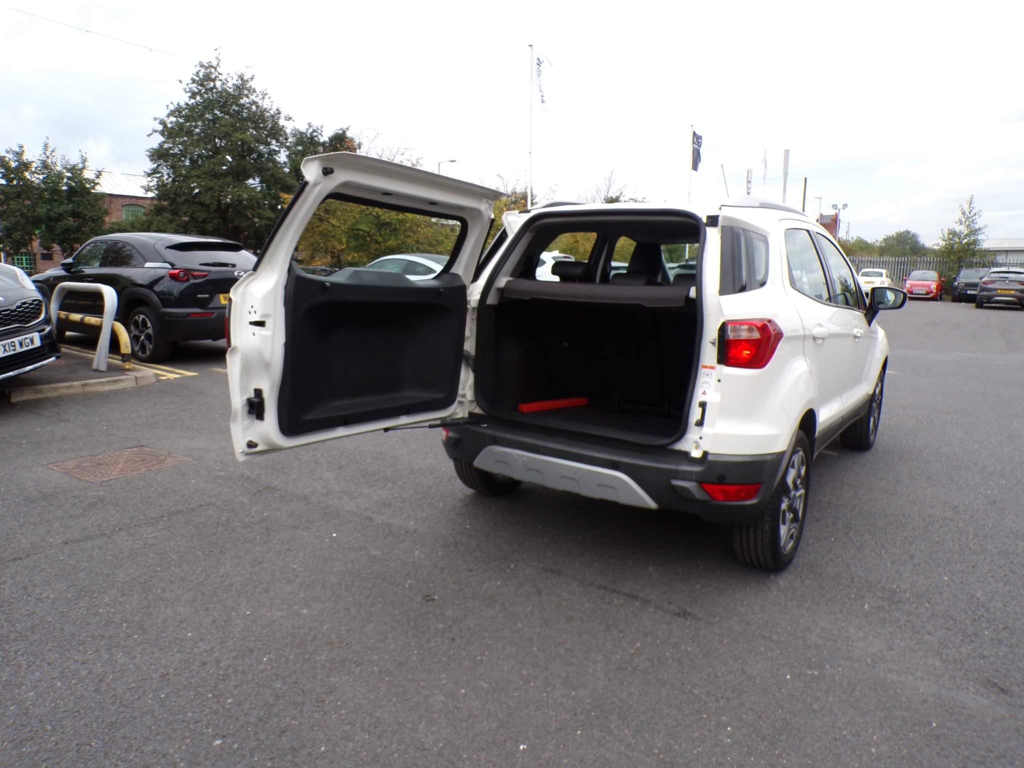 Ford EcoSport Image 14