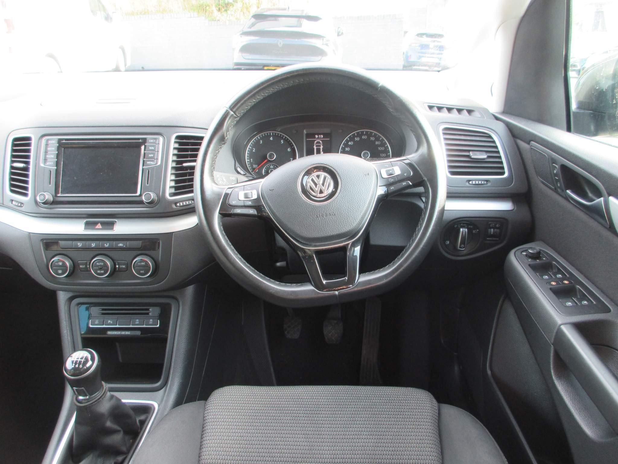 Volkswagen Sharan Image 12