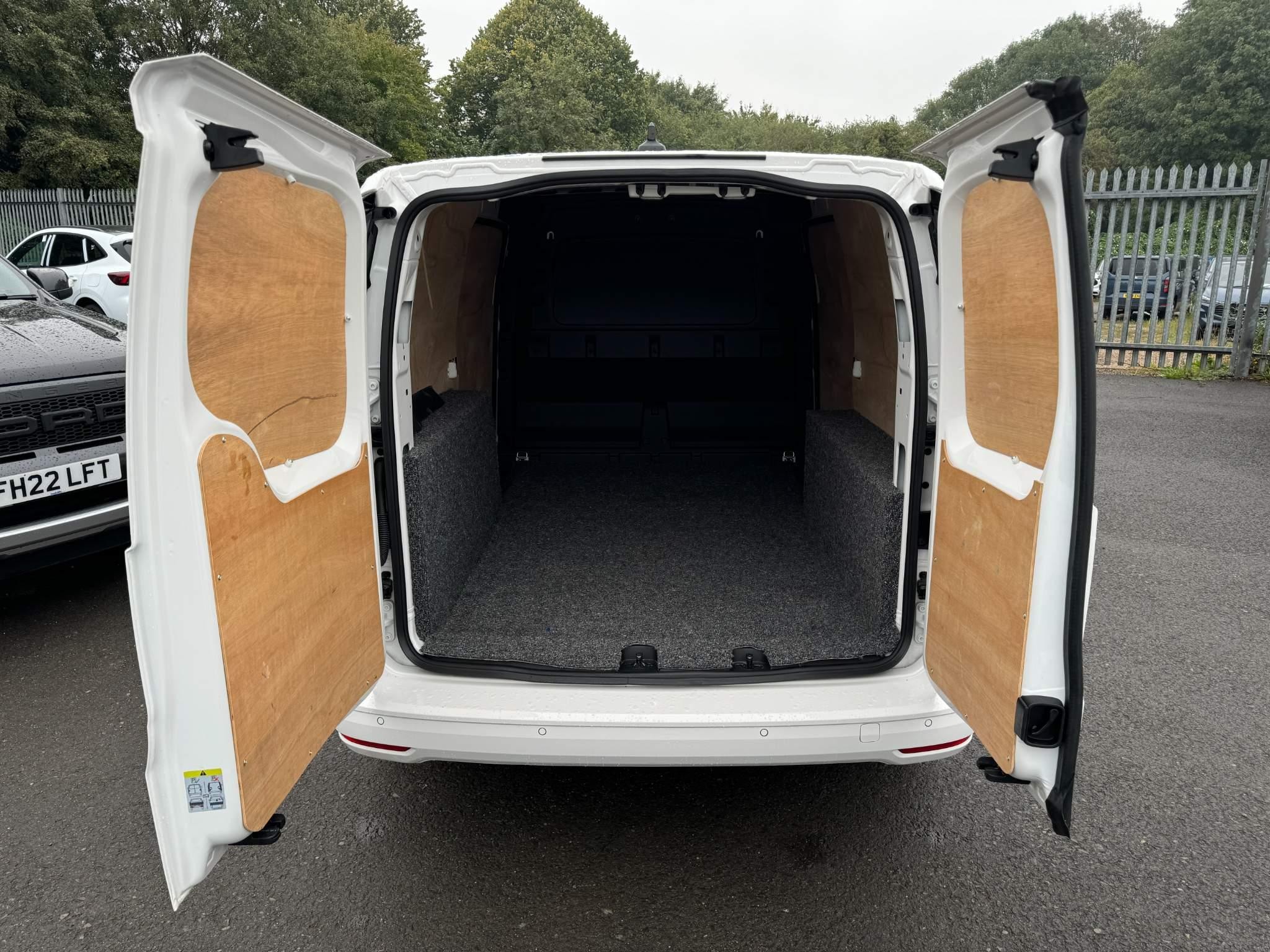 Volkswagen Caddy Maxi Image 35