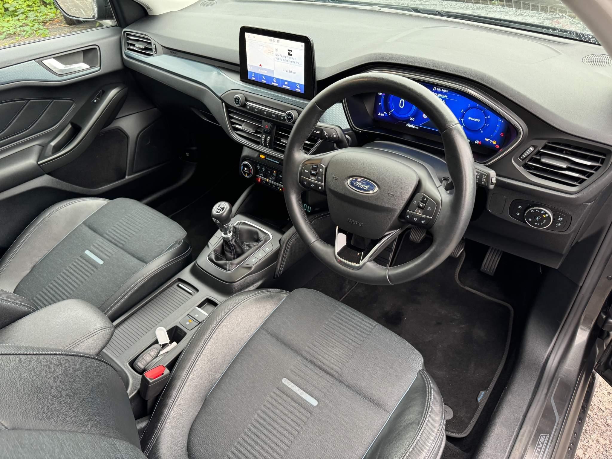 Ford Focus Image 35