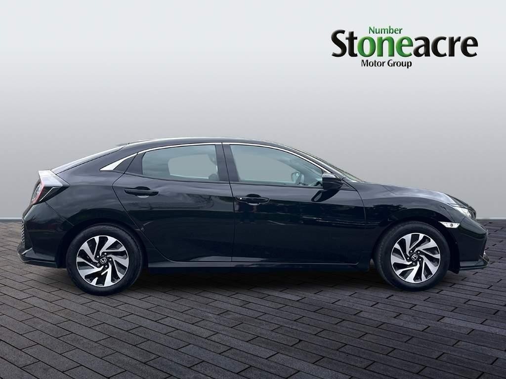 Honda Civic Image 2