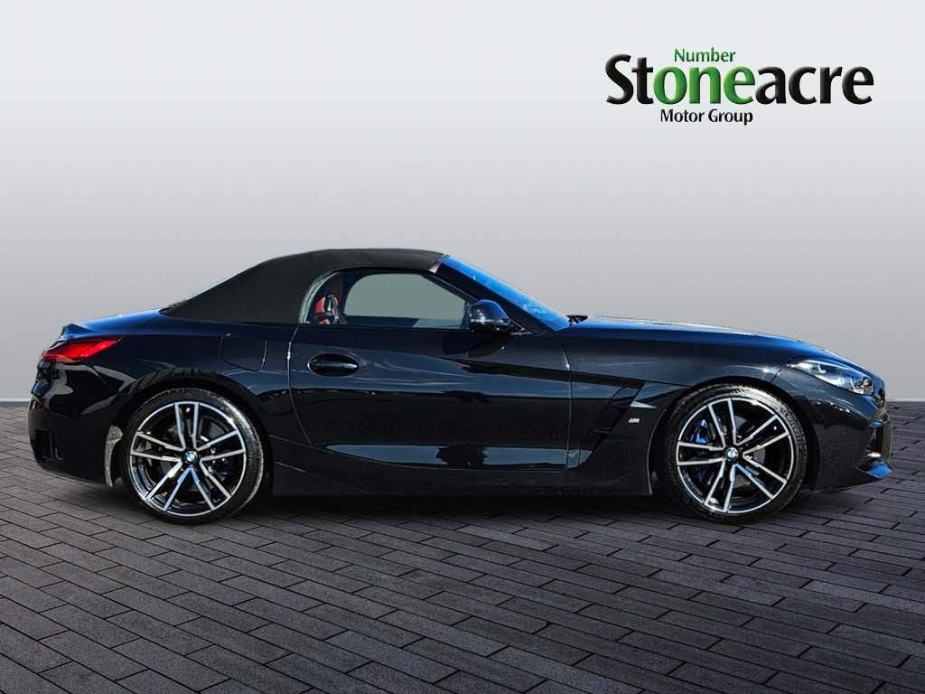 BMW Z4 Image 2