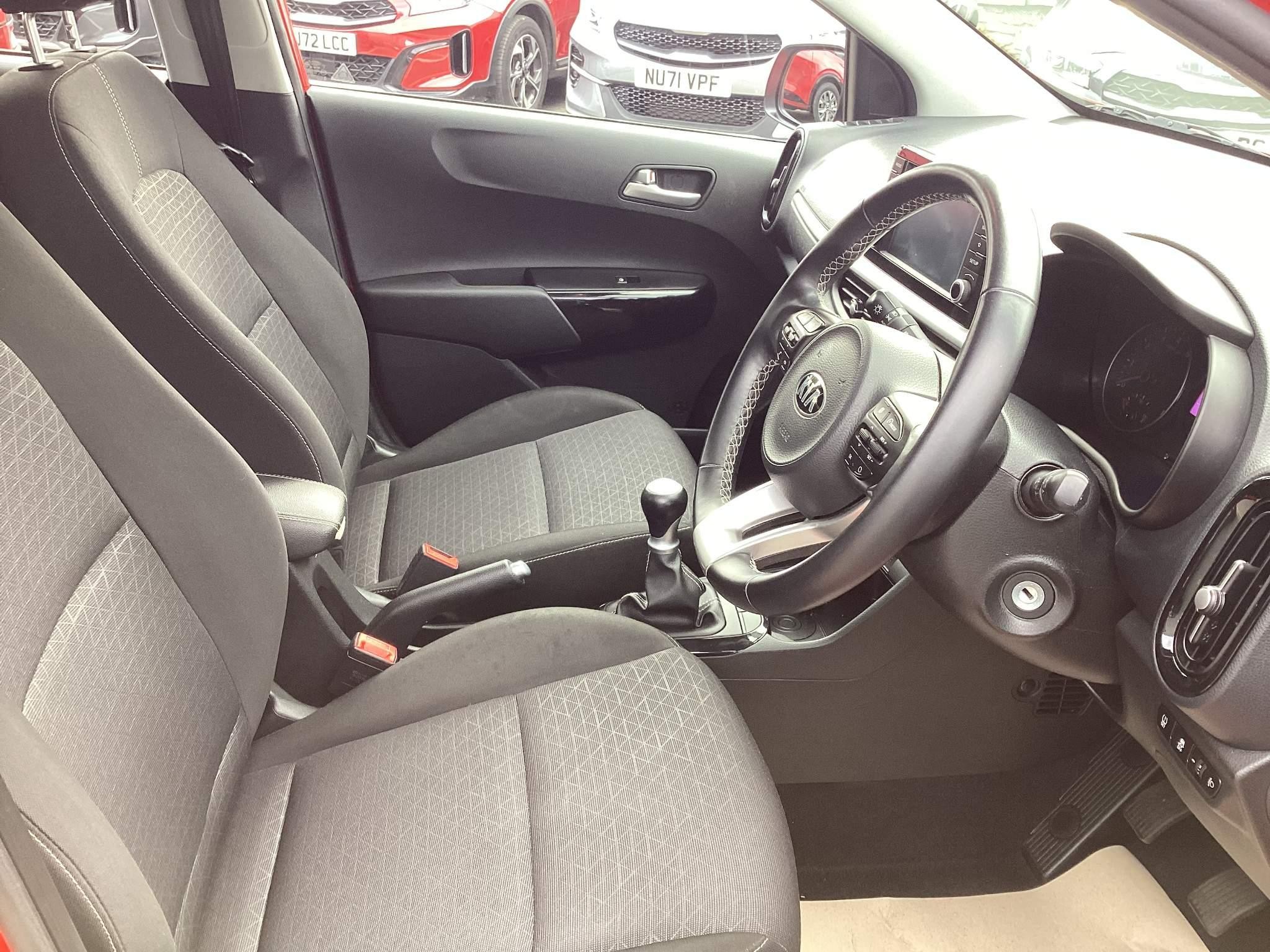 Kia Picanto Image 11