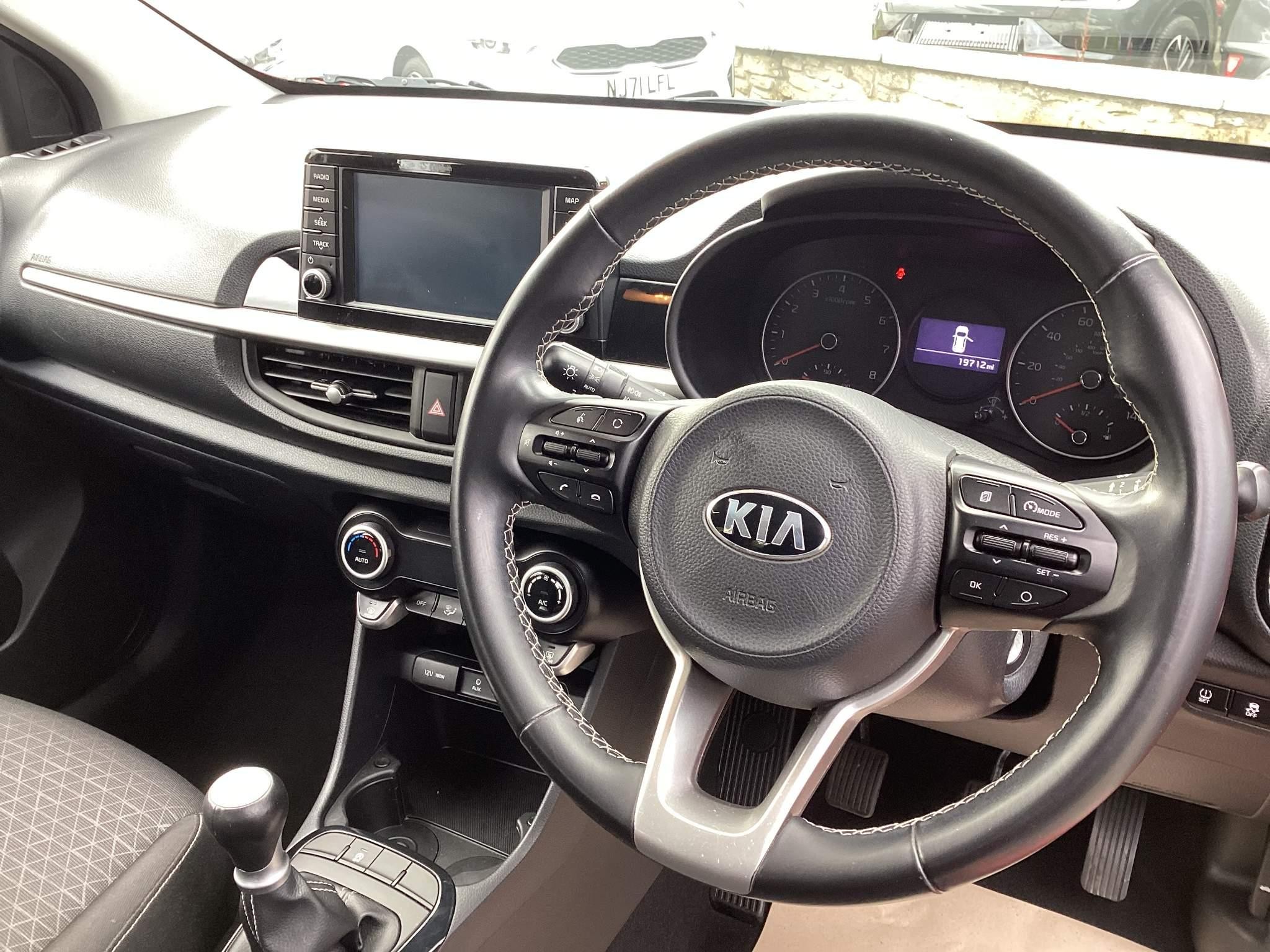 Kia Picanto Image 15