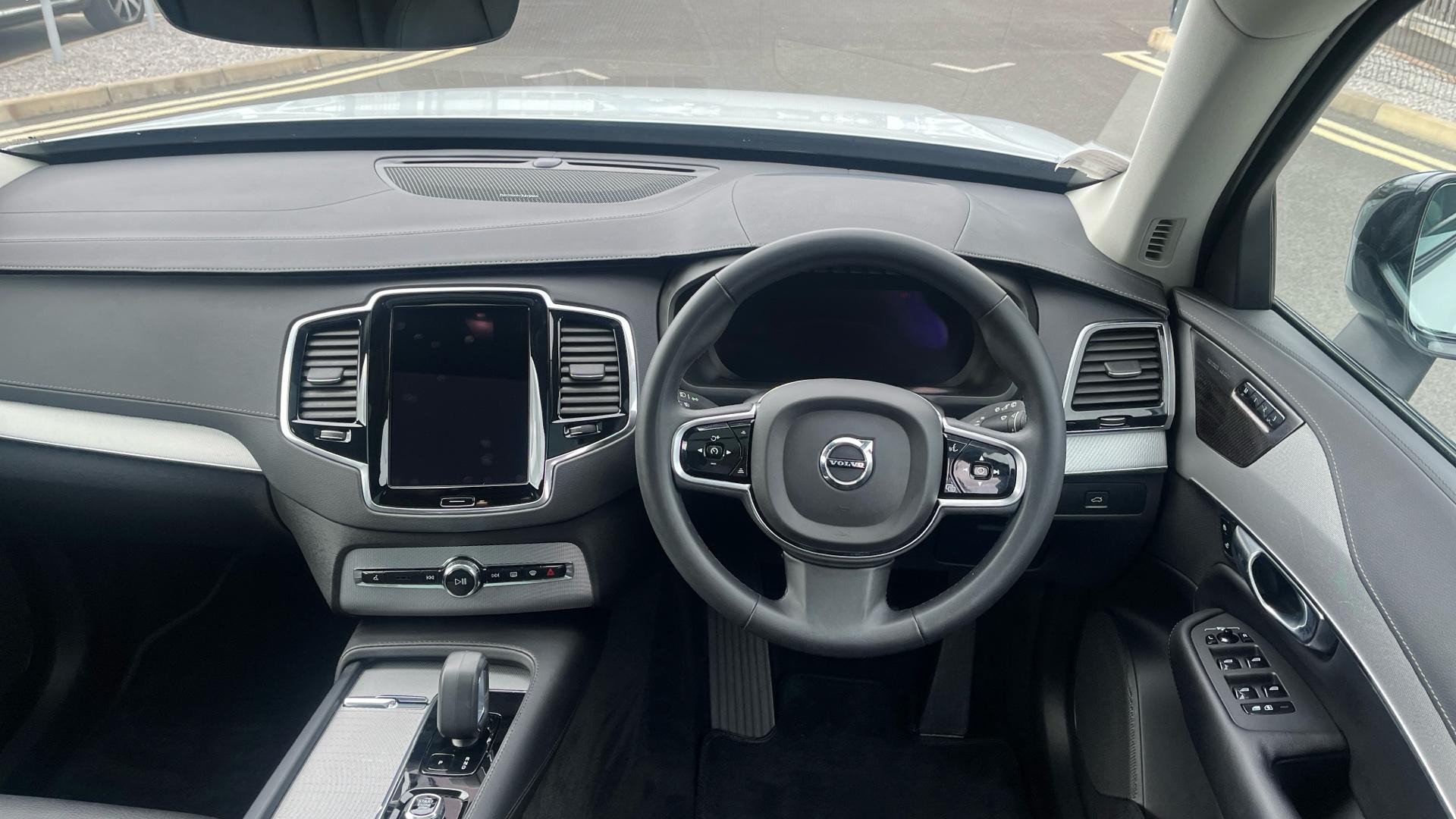 Volvo XC90 Image 20