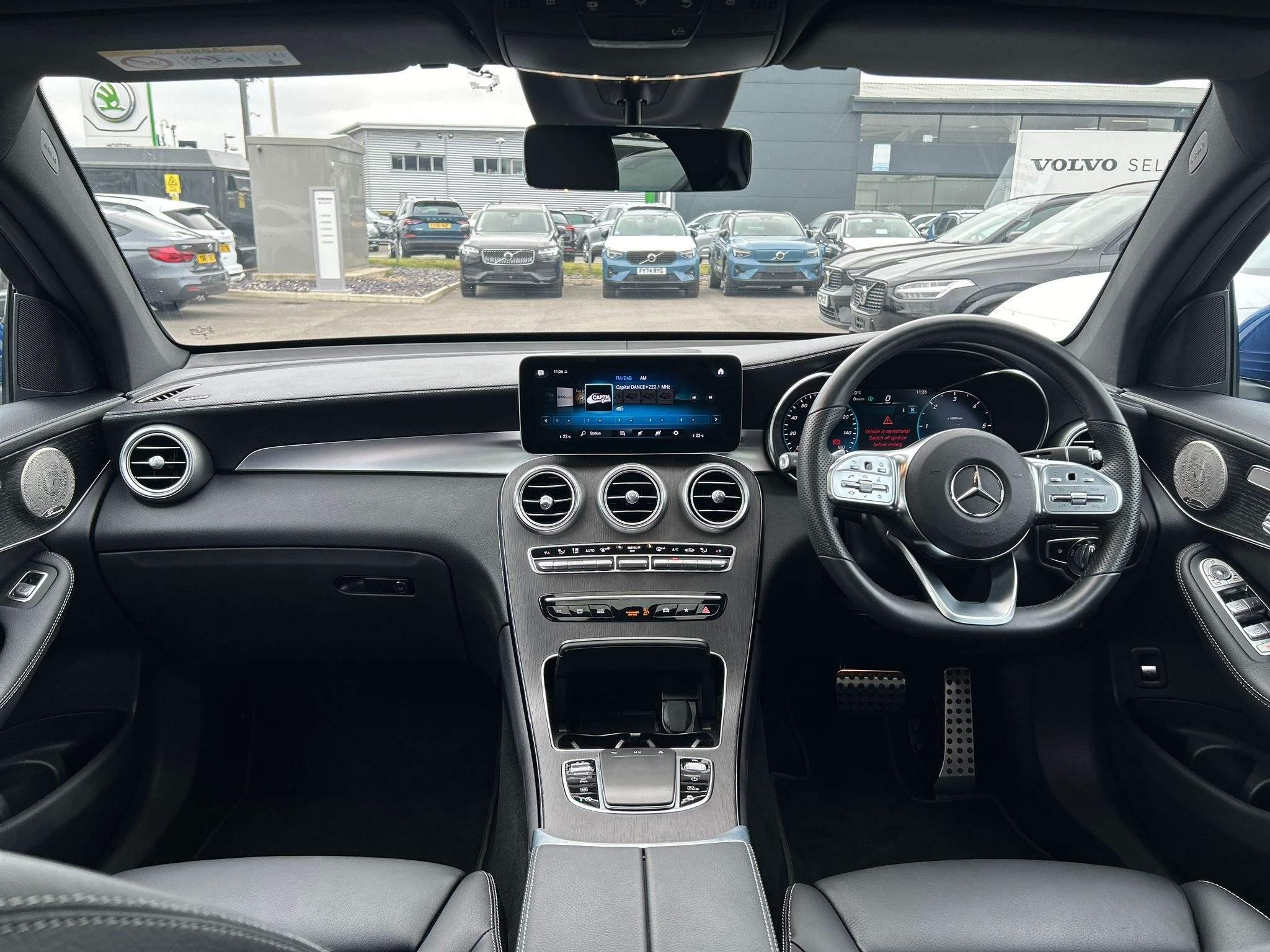 Mercedes-Benz GLC Image 18