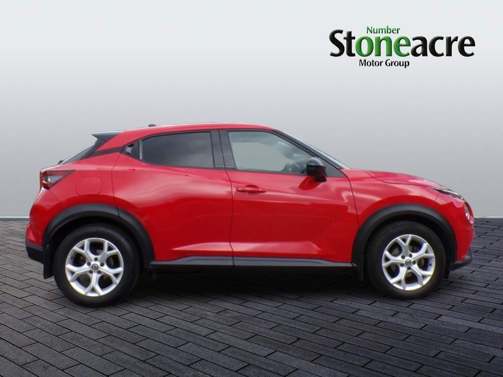 Nissan Juke Image 2