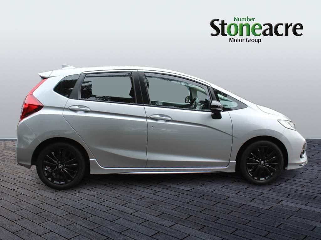 Honda Jazz Image 2