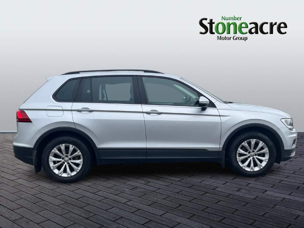 Volkswagen Tiguan Image 2