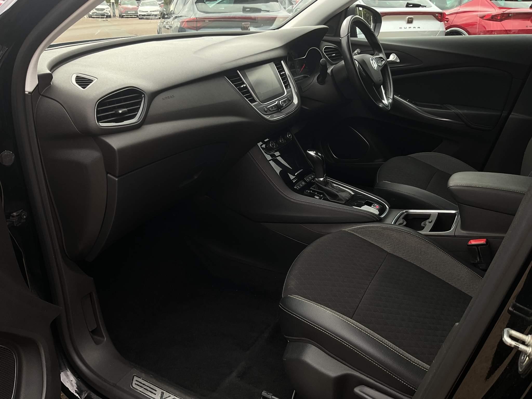 Vauxhall Grandland X Image 14