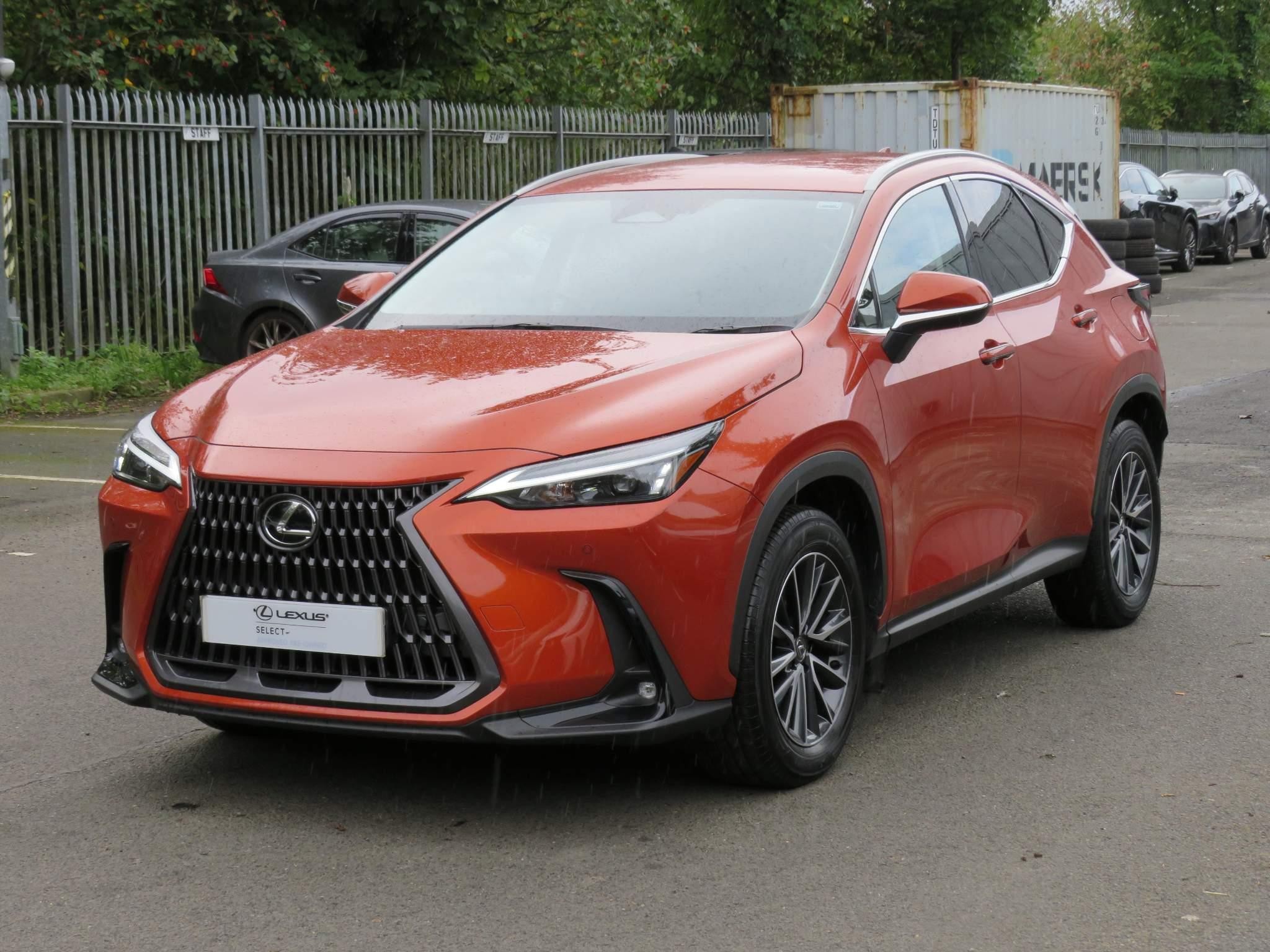 Lexus NX Self-Charging Hybrid Image 9