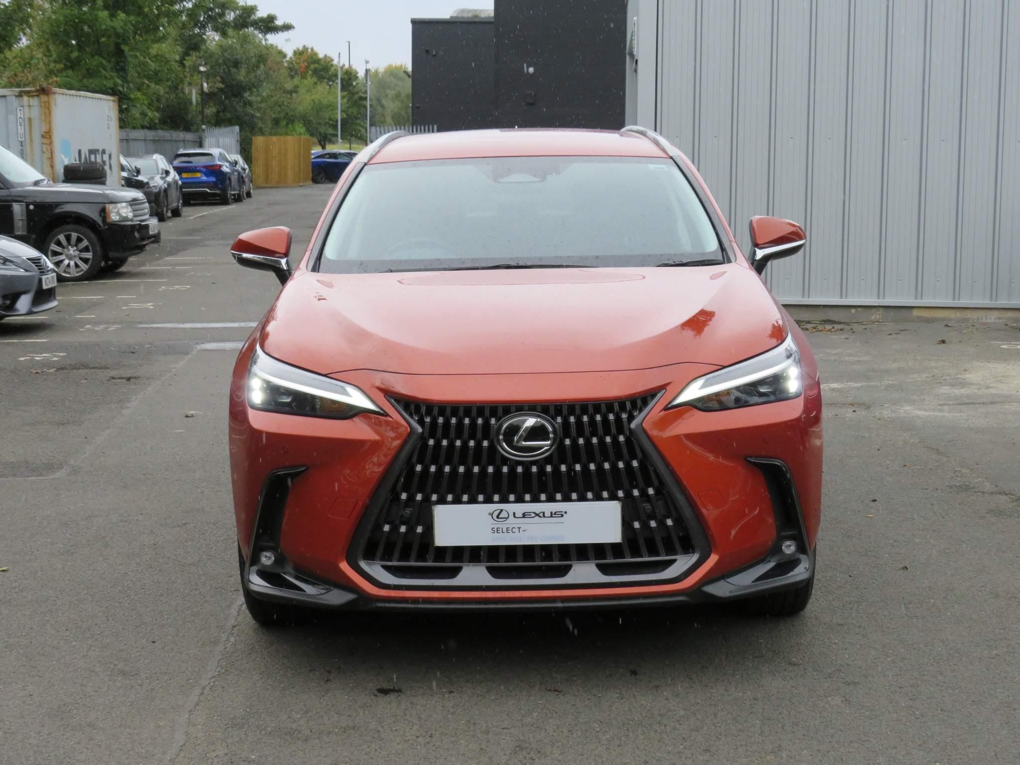 Lexus NX Plug-in Hybrid Image 10